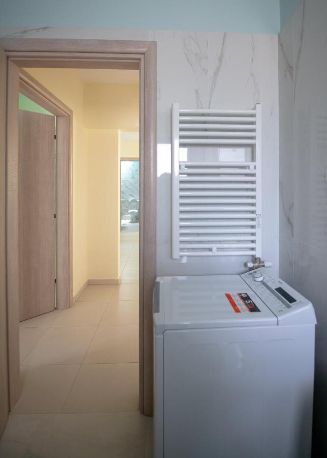 Eden Sunflower - Luxurious Apartment With Sea View Rhodes City ภายนอก รูปภาพ