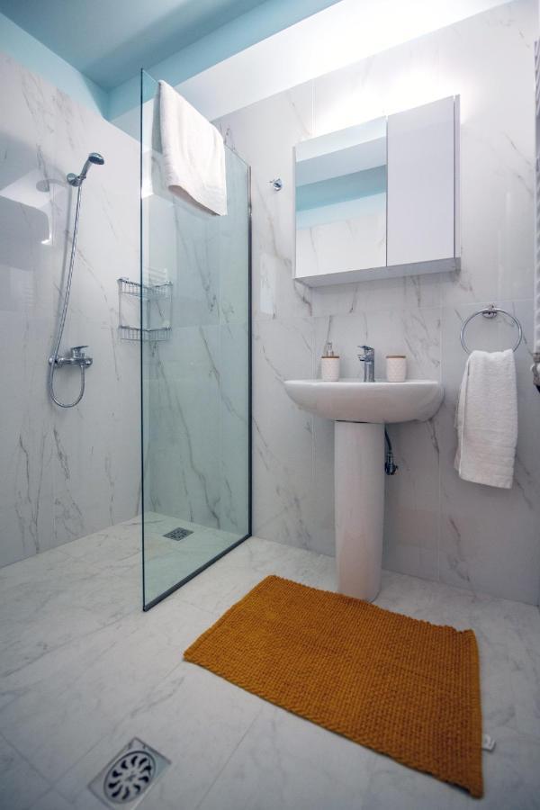 Eden Sunflower - Luxurious Apartment With Sea View Rhodes City ภายนอก รูปภาพ