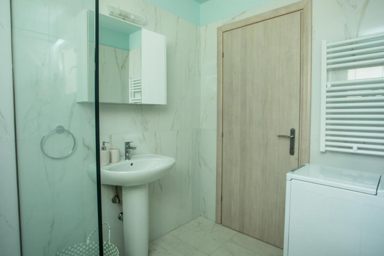 Eden Sunflower - Luxurious Apartment With Sea View Rhodes City ภายนอก รูปภาพ